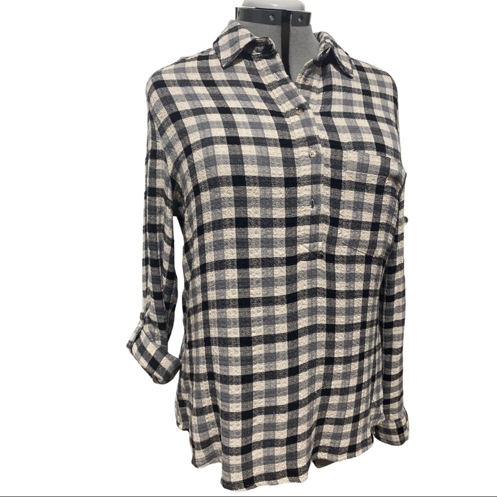 Large Pistola Popover Feminine Plaid Top